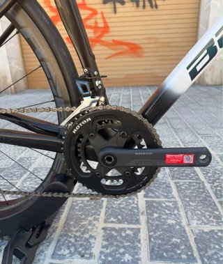 Bicicleta de carretera carbono berria
