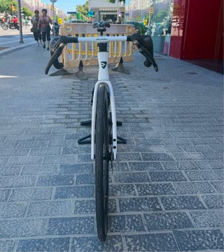 Bicicleta de carretera carbono berria