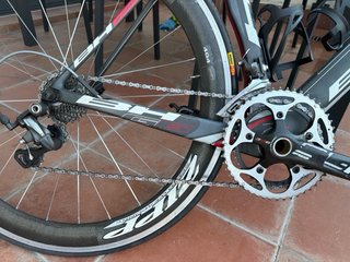 Bicicleta BH G6 Pro Carbon Zipp 404 L/XL