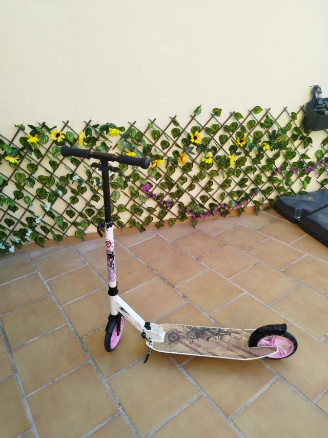 Patineta Para Niños De 6 Años Jugar Pasear Y Divertirse Con Altura Ajustable Patineta Para Niños De 6 Años Jugar Pasear Y Divertirse Con Altura Ajustable