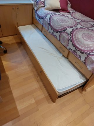 Cama nido de madera con cajones