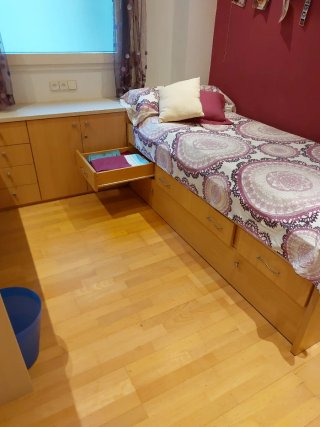 Cama nido de madera con cajones