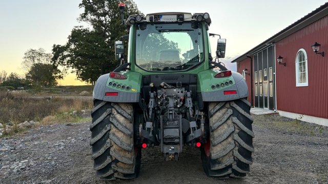 Tractor Fendt 516 Vario
