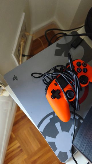 PS4 Slim Star Wars 500GB Edición Limitada