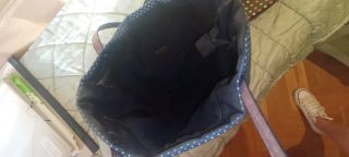 Bolso azul de lunares con apliques