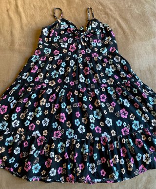 Vestido Clockhouse floral tirantes talla 44