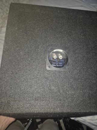 Subwoofer Alpine con Amplificador renegade Car Aud