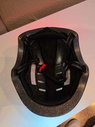 Casco Bicicleta o Patinete eléctrico con luces.