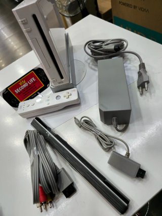 Nintendo Wii Retrocompatible Completa