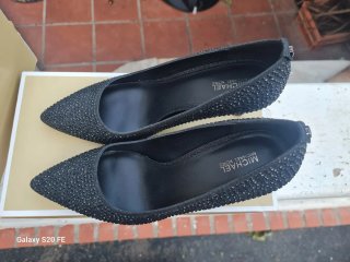 Zapatos Salón Michael Kors Negros Gris Brillante