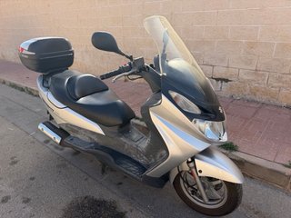 Moto Suzuki Burgman 150 cc