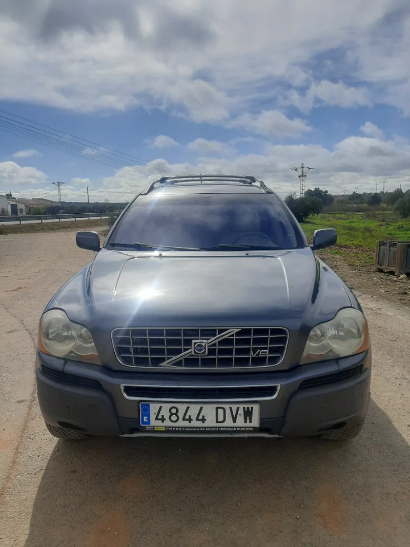 Volvo XC90 V8 - foto 1