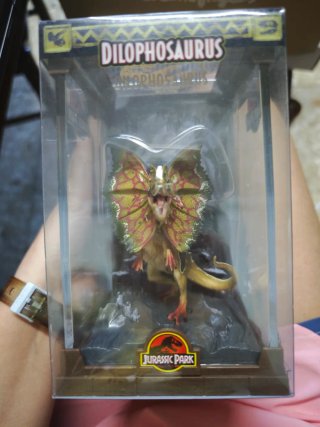Figura Jurassic Park Dilophosaurus Noble Collectio
