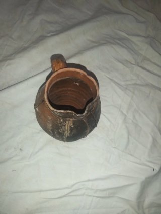 Se vende jarra de barro Antigua