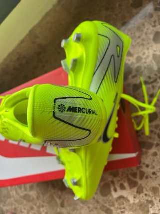 Botas  Nike Air Zoom Mercurial Vapor 16 PRO FG