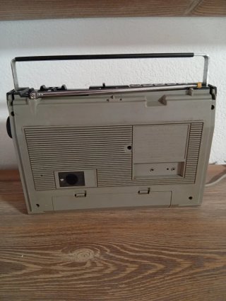 Radio Cassette Sanyo M2429F Vintage