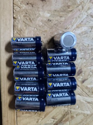 Lotto di 10 PZ batterie varta CR123A NUOVE