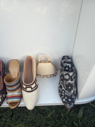 Colección de calzado y bolsos