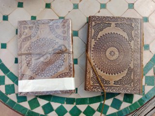 Libreta de piel hecha a mano India.