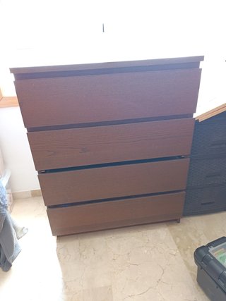 Cómoda modelo malm Ikea marrón oscuro