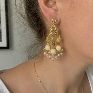 Pendientes Largos Oro Filigrana y Perlas