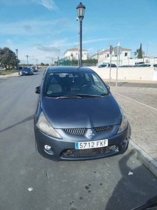 Mitsubishi Grandis 2008