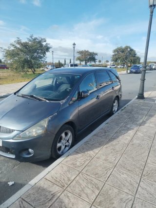Mitsubishi Grandis 2008