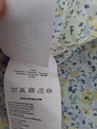Vestido  T XS. VER Medidas. Nuevo