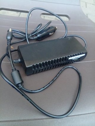 Adaptador Universal Coche TJ-022