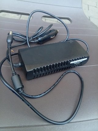 Adaptador Universal Coche TJ-022
