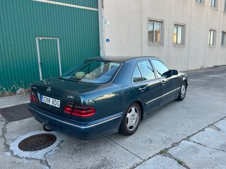 Mercedes-Benz Clase E 2001