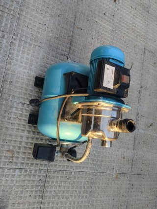 Bomba de presión pulmón de agua 220v