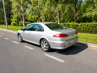 Peugeot 607 2006
