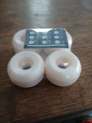 Reudas de eskate marca universal