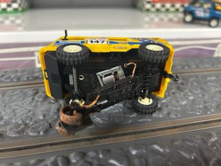 Pinzaguer STS Scalextric Amarillo 4x4
