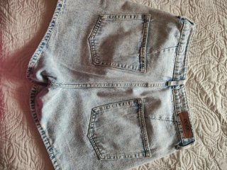 Pantalón corto vaquero INSIDE talla 38