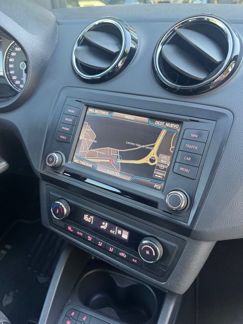 SEAT Ibiza SC 1.8 TSI S&S Cupra 2016, foto 14