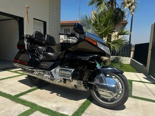 Honda Goldwing Touring Negra