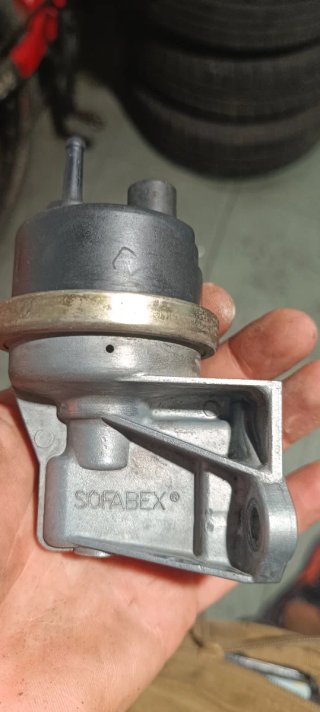 Bomba gasolina Renault R5 TS
