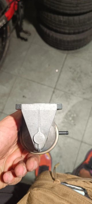 Bomba gasolina Renault R5 TS