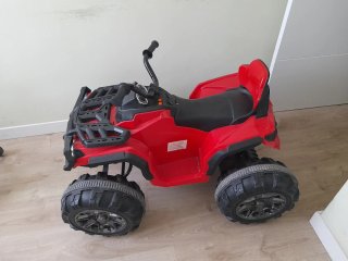 Quad eléctrico infantil rojo