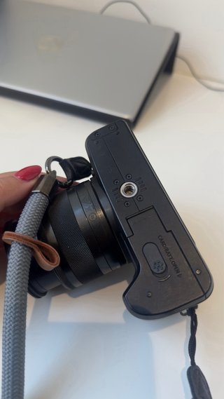 Canon EOS M50