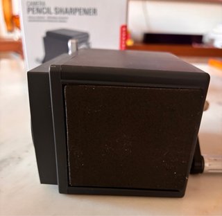 Affilatore per matite in stile fotocamera vintage