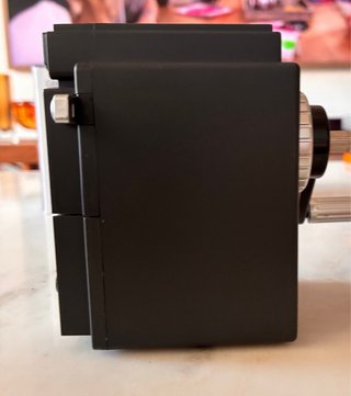Affilatore per matite in stile fotocamera vintage
