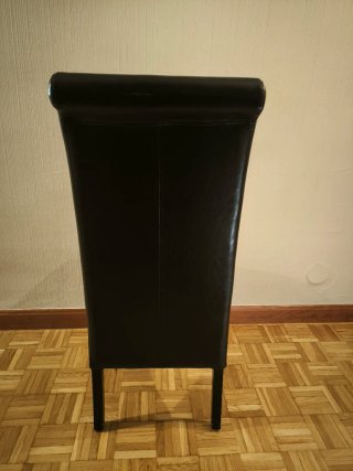 Sillas de comedor de piel negras