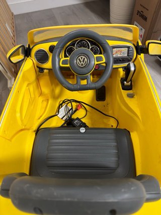 Coche Eléctrico Infantil VW Beetle Amarillo