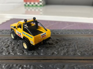 Nissan Patrol Scalextric STS Amarillo 173
