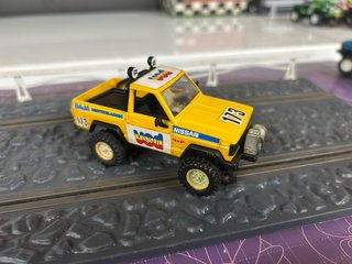 Nissan Patrol Scalextric STS Amarillo 173