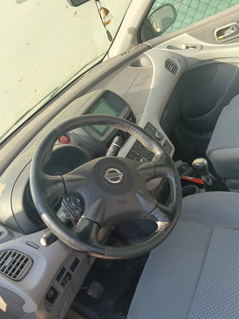 Nissan Almera 2005 - foto 1