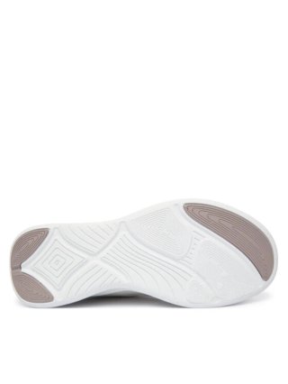 Skechers con etiqueta